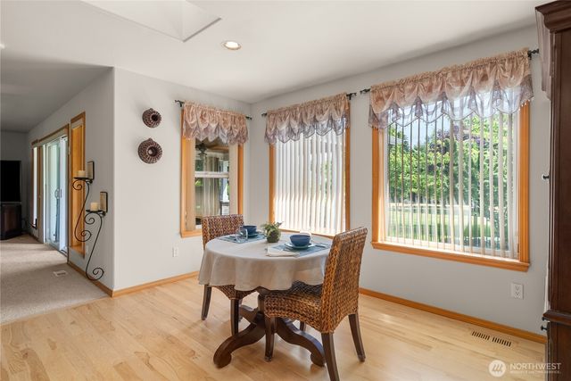 3319 29th Avenue NE, Olympia, WA 98506