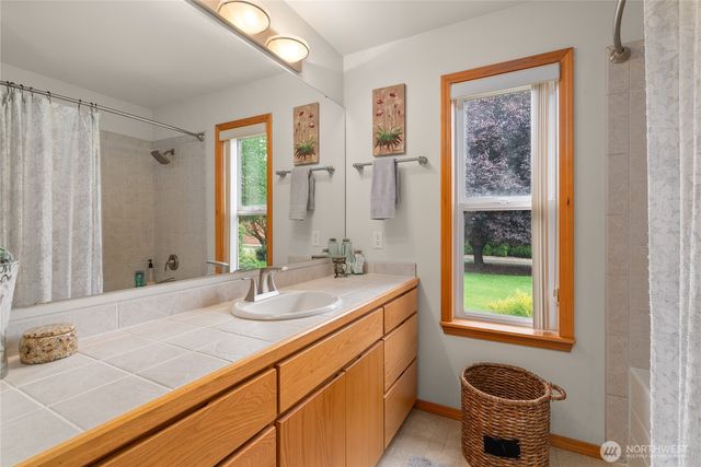 3319 29th Avenue NE, Olympia, WA 98506