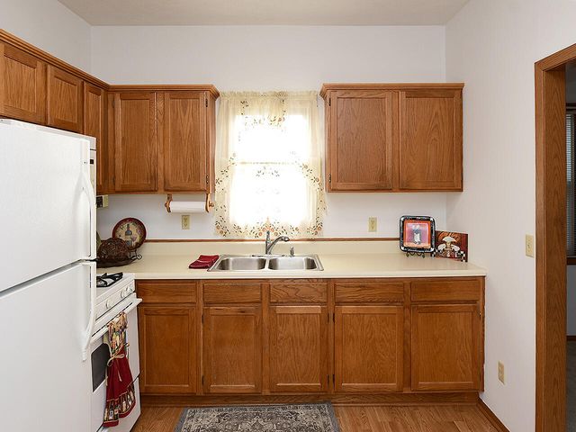 3458 AVENUE B, Council Bluffs, IA 51501