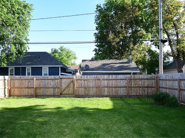 3458 AVENUE B, Council Bluffs, IA 51501