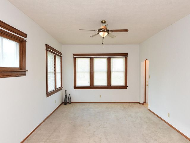 3458 AVENUE B, Council Bluffs, IA 51501