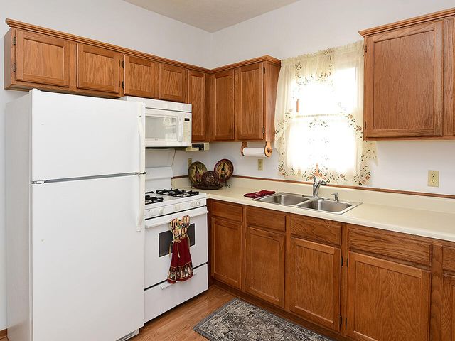 3458 AVENUE B, Council Bluffs, IA 51501