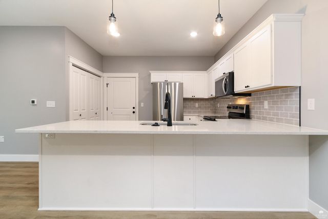 2018 Browning Avenue, Manhattan, KS 66502