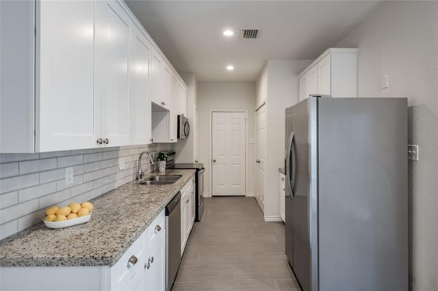 387 Rancho Bauer Drive, Houston, TX 77079