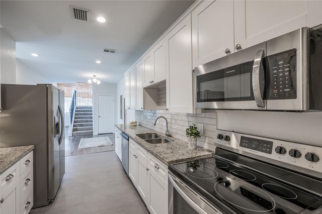 387 Rancho Bauer Drive, Houston, TX 77079