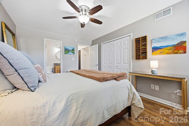 2305 Abbey Circle, Asheville, NC 28805