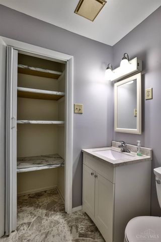 4068 Glenbar Court, Sycamore Twp, OH 45236