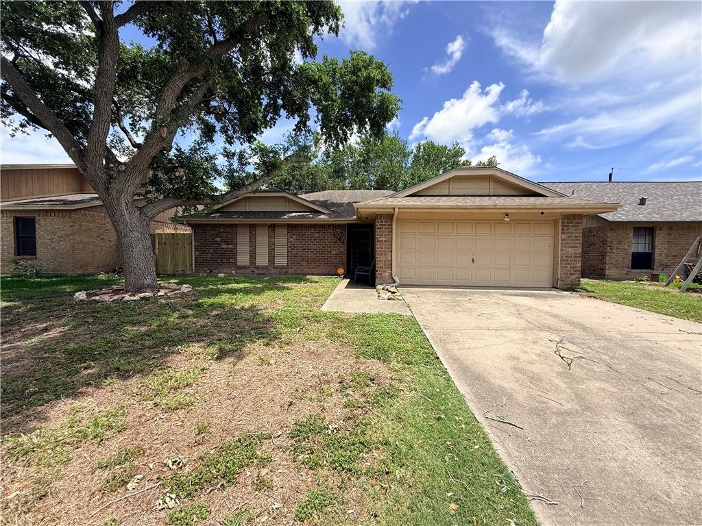 4406 Squaw Pass Ct, Corpus Christi, TX 78413