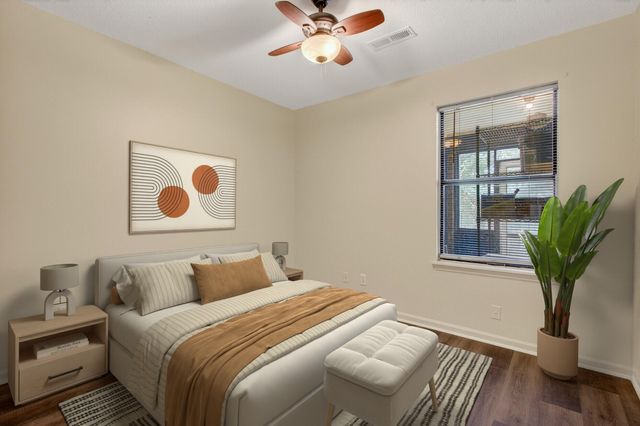 350 Dorchester Manor Boulevard, North Charleston, SC 29420
