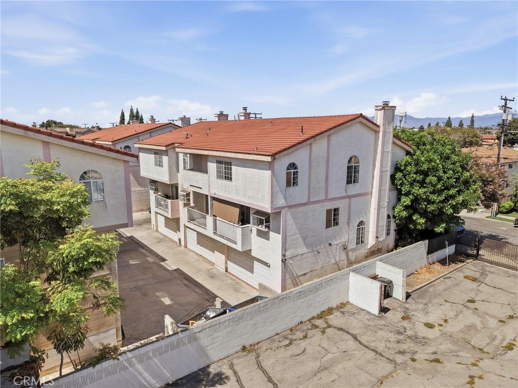 12040 Orange, Norwalk, CA 90650 — exterior