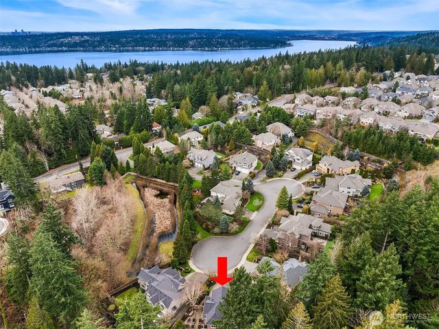 510 215th Court SE, Sammamish, WA 98074