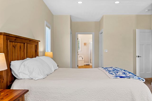 34 Fairway Drive, Stowe, VT 05661