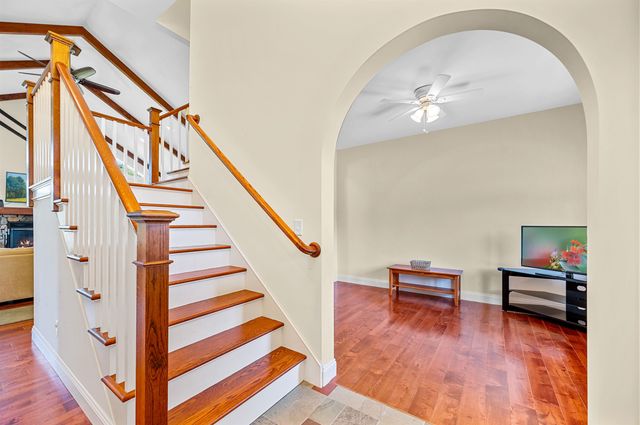 34 Fairway Drive, Stowe, VT 05661