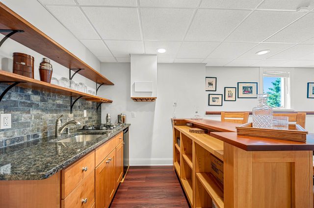 34 Fairway Drive, Stowe, VT 05661