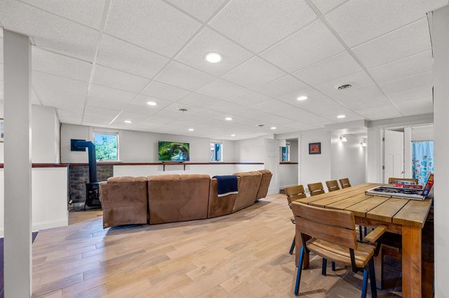 34 Fairway Drive, Stowe, VT 05661