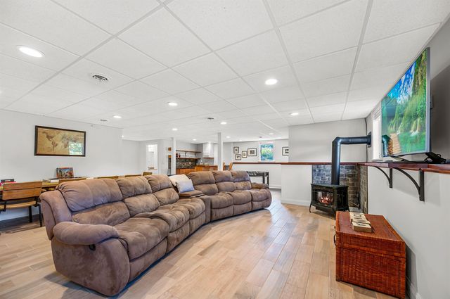 34 Fairway Drive, Stowe, VT 05661