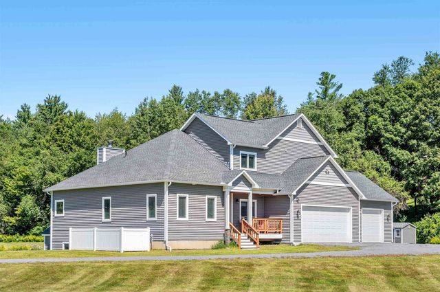 34 Fairway Drive, Stowe, VT 05661