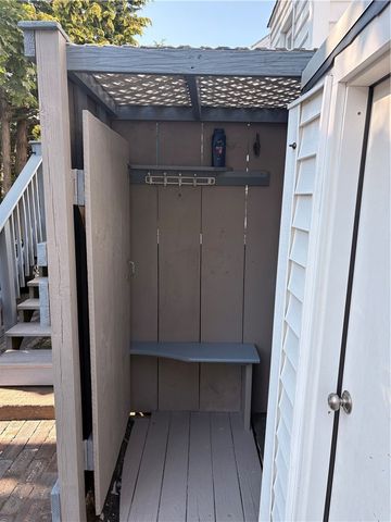 11 BYRNES Street, Newport, RI 02840