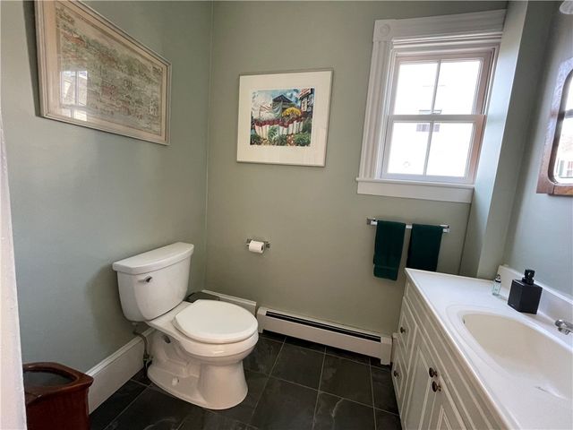 11 BYRNES Street, Newport, RI 02840