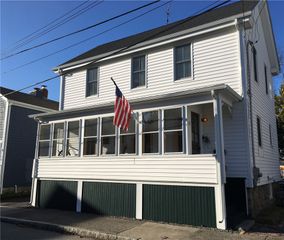 11 BYRNES Street, Newport, RI 02840