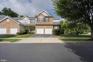 100 FORELOCK CT, West Chester, PA 19382