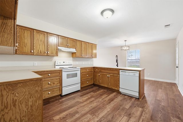 710 Erath Street, Meridian, TX 76665