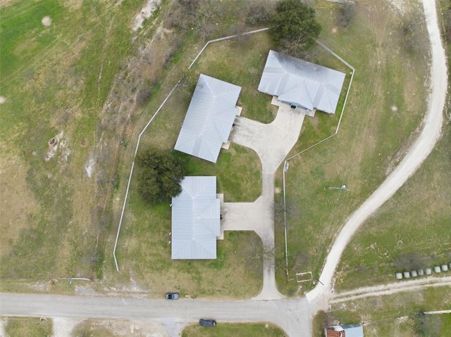 710 Erath Street, Meridian, TX 76665