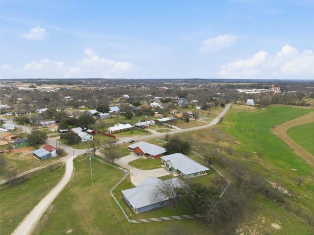 710 Erath Street, Meridian, TX 76665