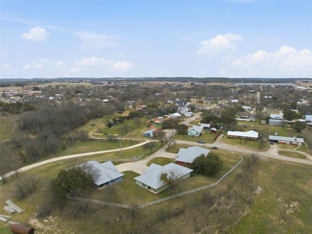 710 Erath Street, Meridian, TX 76665