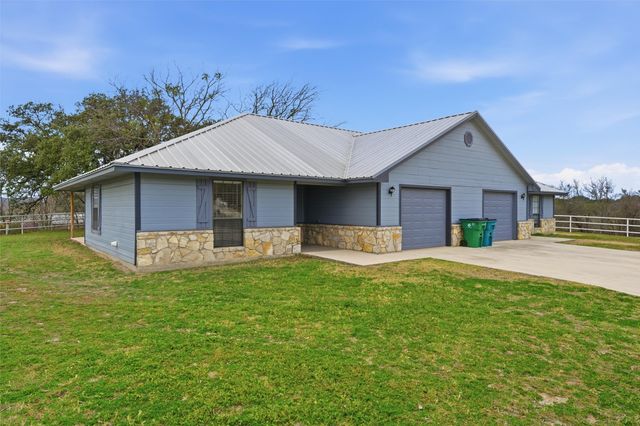 710 Erath Street, Meridian, TX 76665