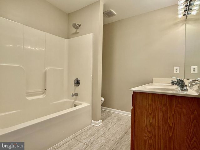 1303 BLUE HERON DR, Denton, MD 21629