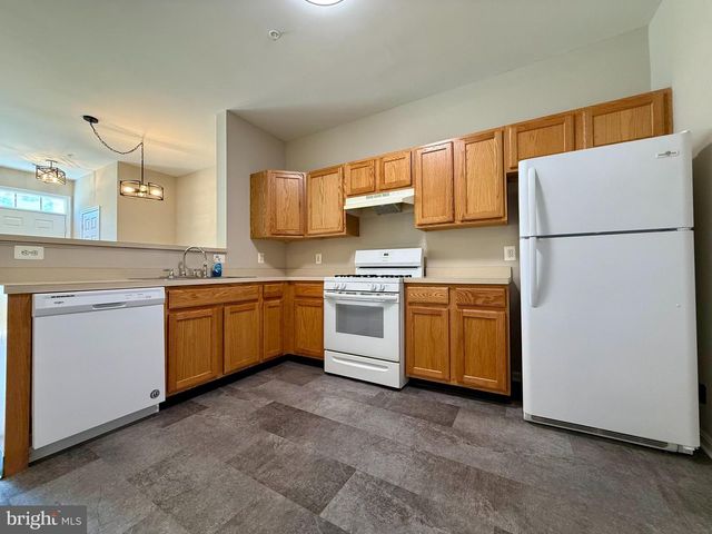 1303 BLUE HERON DR, Denton, MD 21629
