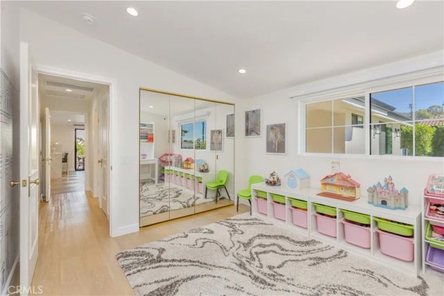 3006 Trudi Lane, Burbank, CA 91504