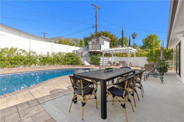 3006 Trudi Lane, Burbank, CA 91504