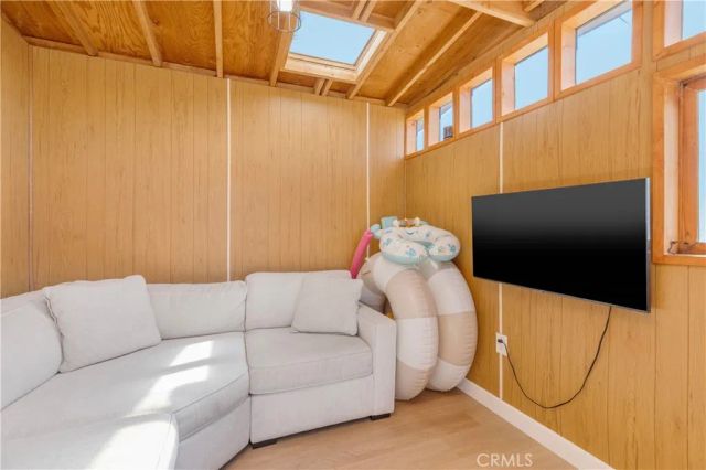 3006 Trudi Lane, Burbank, CA 91504