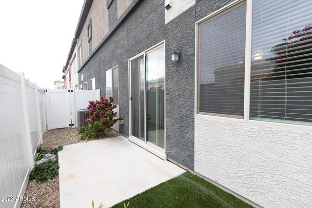 2950 N 38TH Street 4, Phoenix, AZ 85018