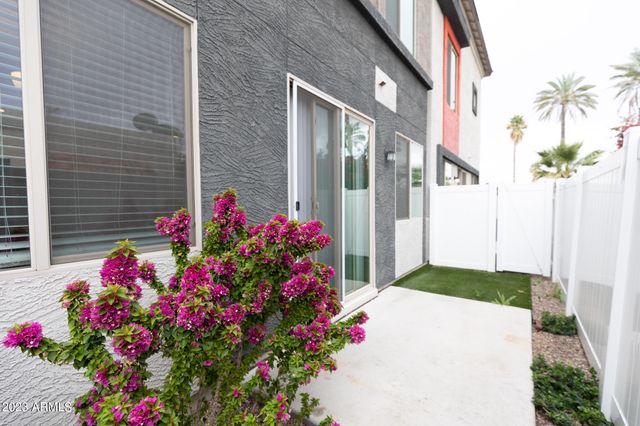 2950 N 38TH Street 4, Phoenix, AZ 85018