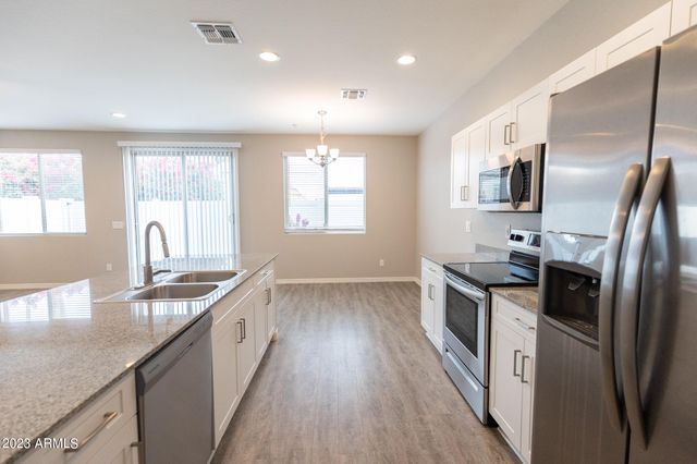 2950 N 38TH Street 4, Phoenix, AZ 85018