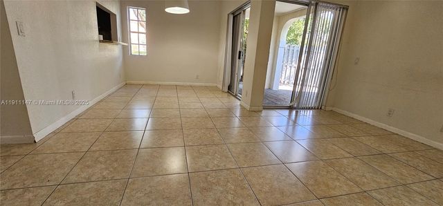 1464 Springside Dr 1464, Weston, FL 33326