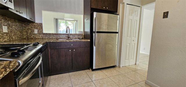 1464 Springside Dr 1464, Weston, FL 33326