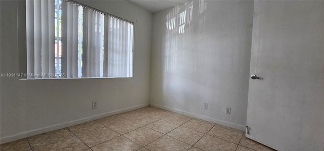 1464 Springside Dr 1464, Weston, FL 33326