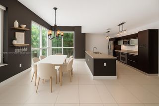 950 Brickell Bay Dr 200, Miami, FL 33131