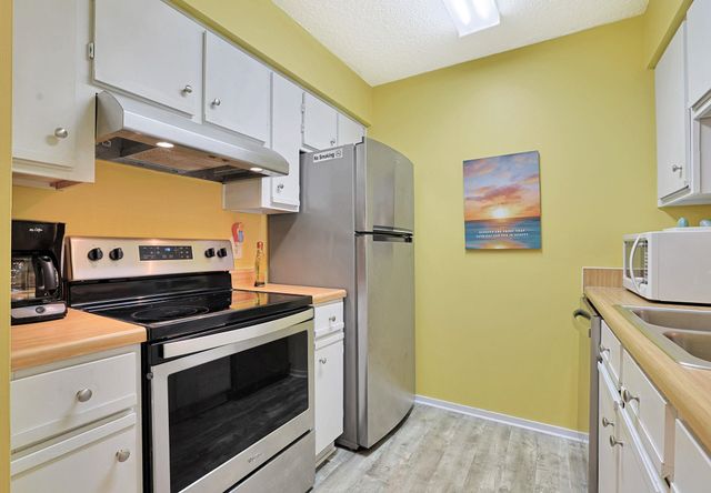 4493 Little River Inn Ln Apt 1608, Little River, SC 29566