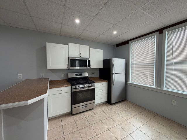 40 Chelmsford 1, Methuen, MA 01844