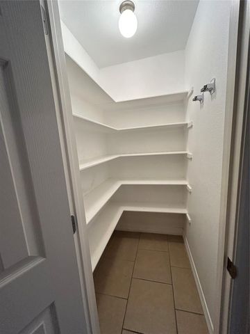 113 Eagle Nest Court, Richwood, TX 77566