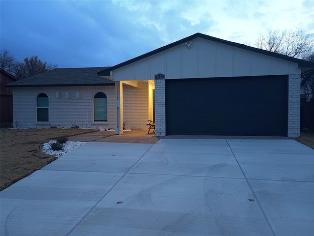 5408 Gibson Drive, The Colony, TX 75056