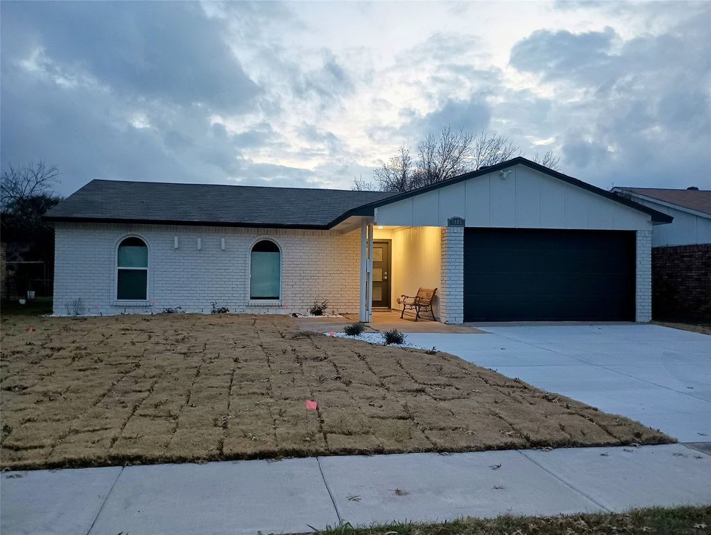 5408 Gibson Drive, The Colony, TX 75056