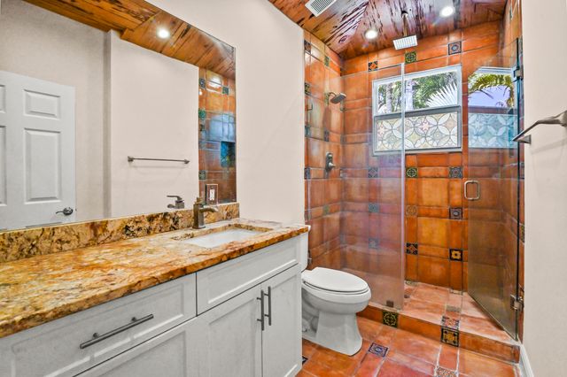 914 30th Court, West Palm Beach, FL 33407
