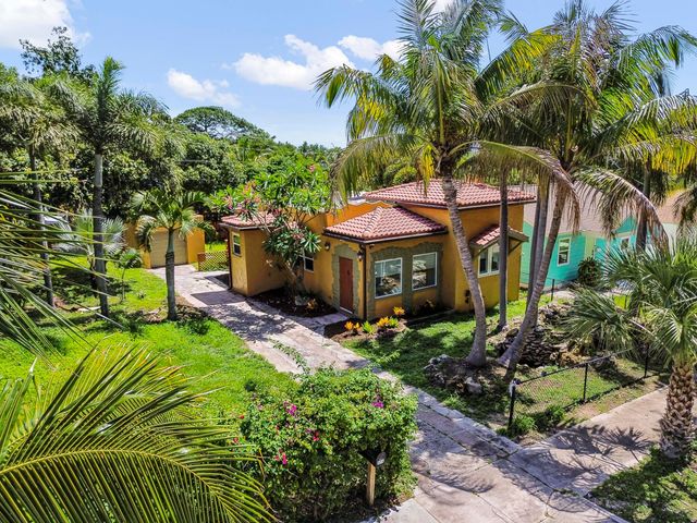 914 30th Court, West Palm Beach, FL 33407
