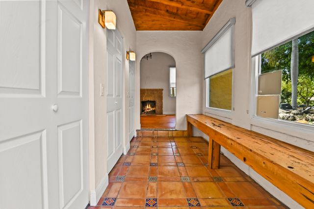 914 30th Court, West Palm Beach, FL 33407